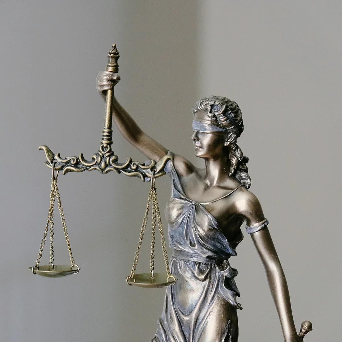 Dispute Resolution & Litigation
